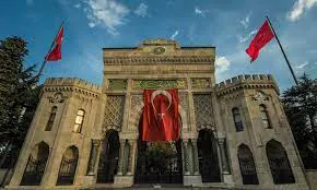 İstanbul universitetində hansı fakultələr var?